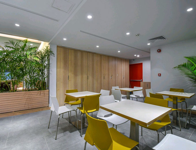 Meezan Bank Corporate Office - Image 7