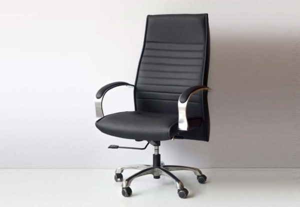 M9 Manager Chair